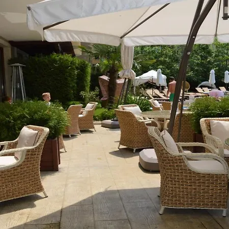 Bratanov Harmony 3 Jungle Appartement