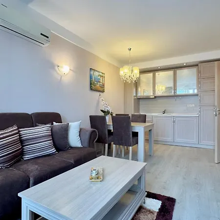 Bratanov Harmony 3 Jungle סאני ביץ'